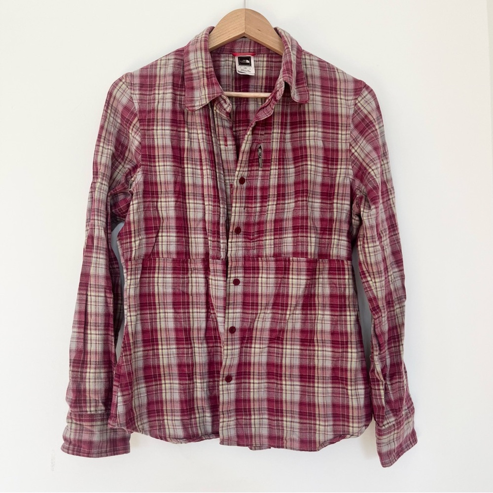 The North Face Women’s Flannel Button Down w Side Pocket Zipper Pink Plaid L